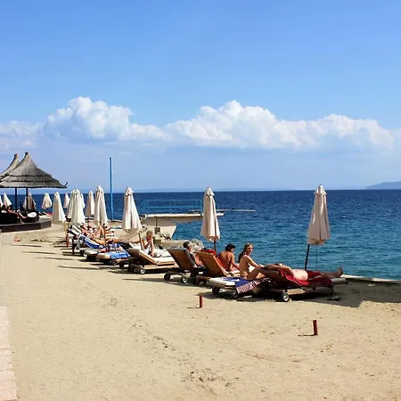 With A Parking Space - 7857 Apartmán