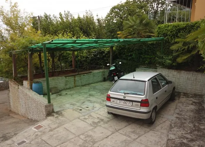 With A Parking Space - 7857 * 奥帕提亚