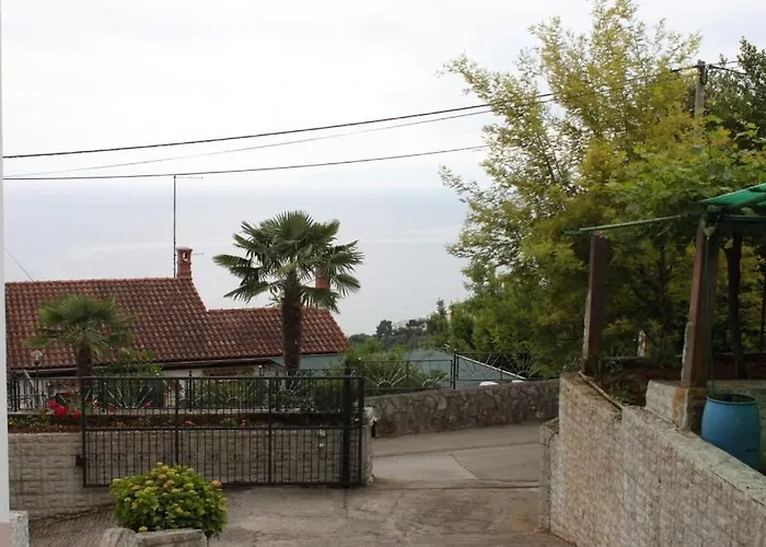 With A Parking Space - 7857 * Опатия